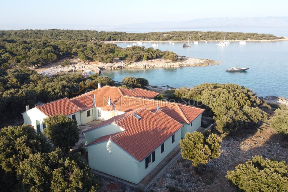 House, 427 m2, For Sale, Mali Lošinj Belej Sobol nekretnine